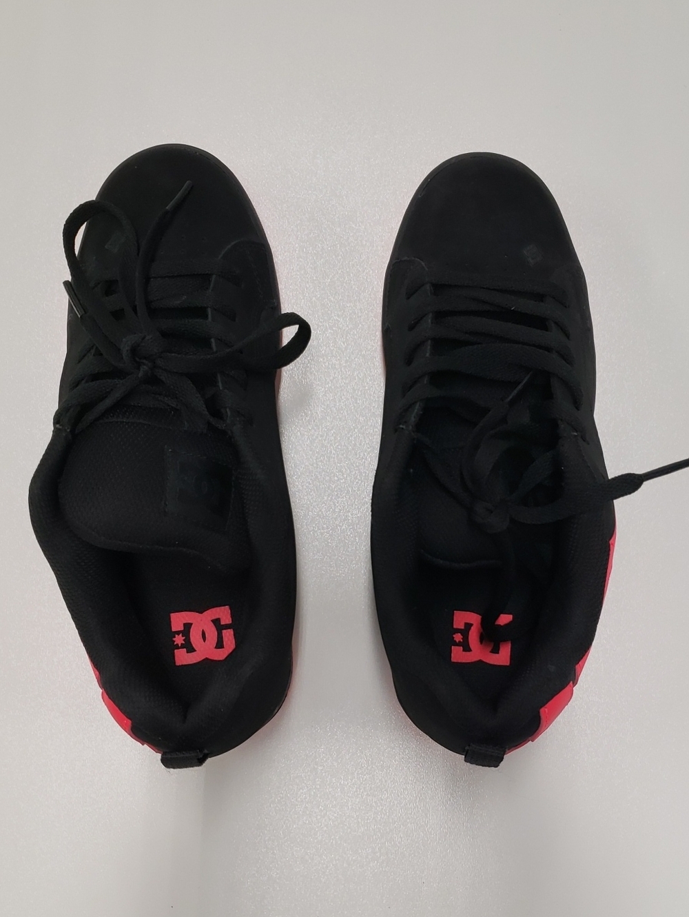 DC - womens low top shoes, size 8 US womens, color black and pink